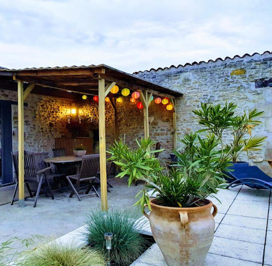 Mas De La Piniere Bed & Breakfast Mauprévoir Екстериор снимка